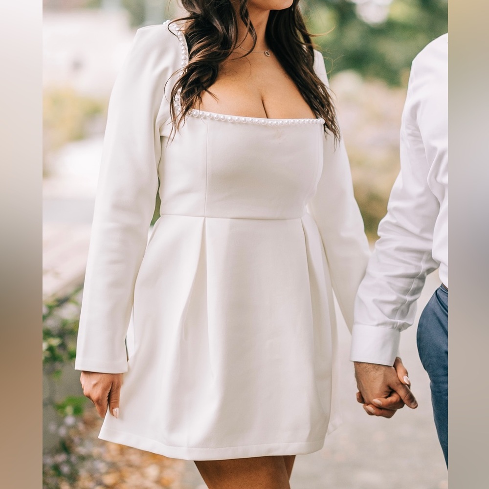 Odd Muse London “Ultimate Muse Pearl Dress”, White, Medium.